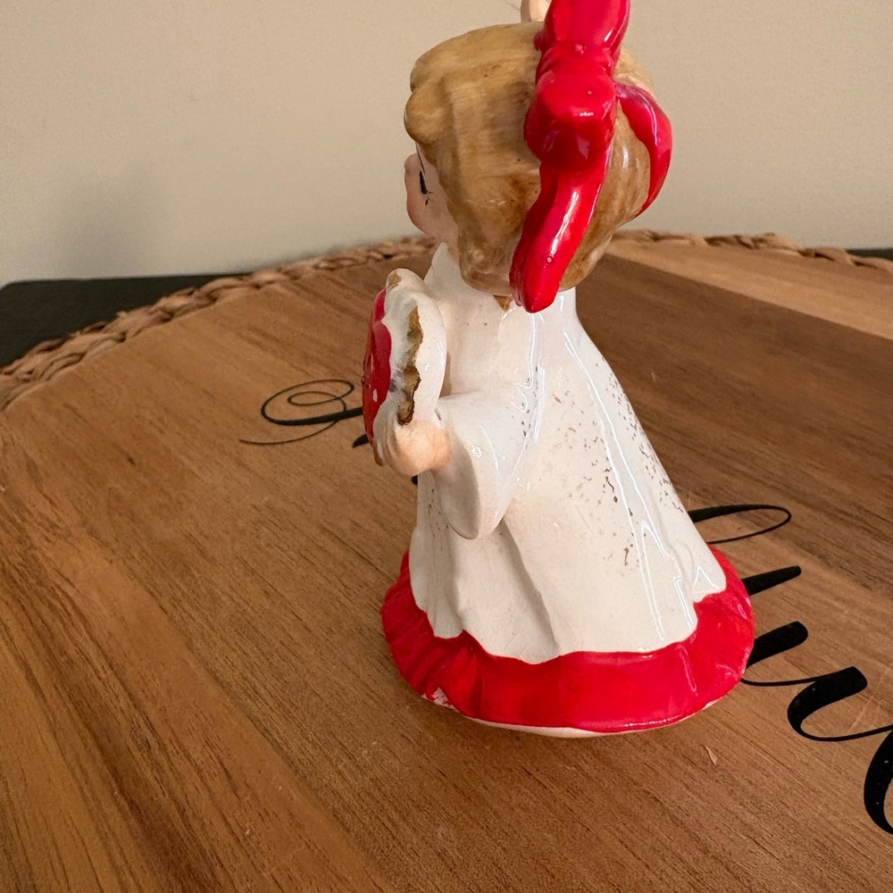 Vintage Japan? Charming Ceramic Angel Figurine with Red Accents Valentine Girl - Picture 4 of 5